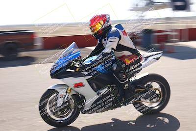 media/Nov-03-2025-Lets Ride (Mon) [[4d74c1c4d3]]/B Group/Grid/